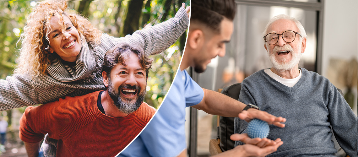 Slider_Partner Lachende Frau sitzt auf dem Rücken eines Mannes. Daneben: Pfleger trainiert mit einem älteren Mann mit einem Massageball, beide lachen.